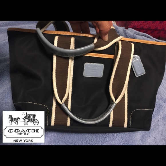 Coach Handbags - Coach Hamptons Weekender Tote